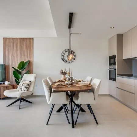 2br Oceana Gardens Amazing Views Luxury *